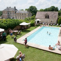 Mariage au château de Vallery, un air de vacances…