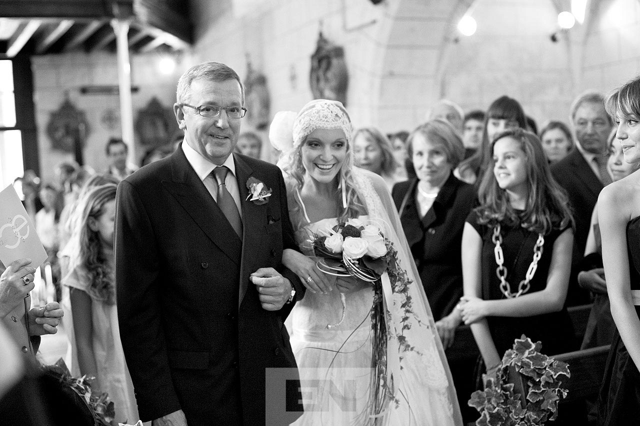 dad and bride at church